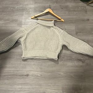 H&M thick, cropped high neck sweater long sleeve in a neutral tan color, small